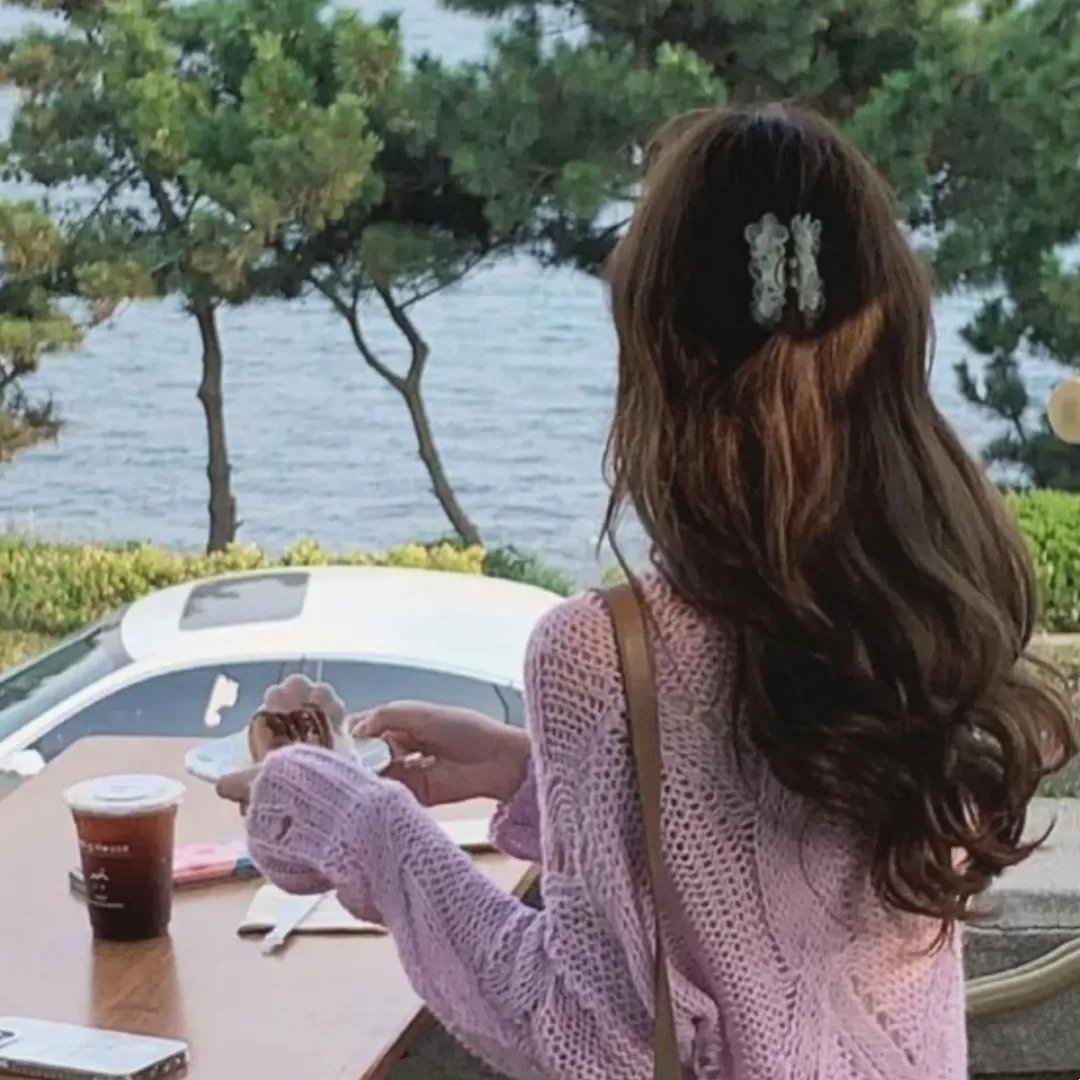 女税务员